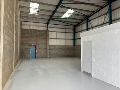 Property Image for Unit 2 Dencora Centre, St Albans, AL1 5HN