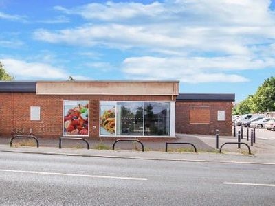 Property Image for 100 Aldershot Road, Church Crookham, Fleet, GU52 8JX
