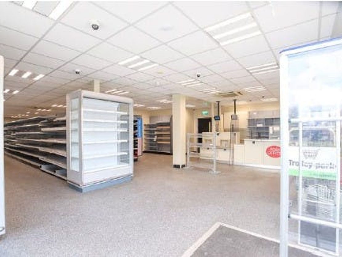 100 Aldershot Road, Church Crookham, Fleet, GU52 8JX