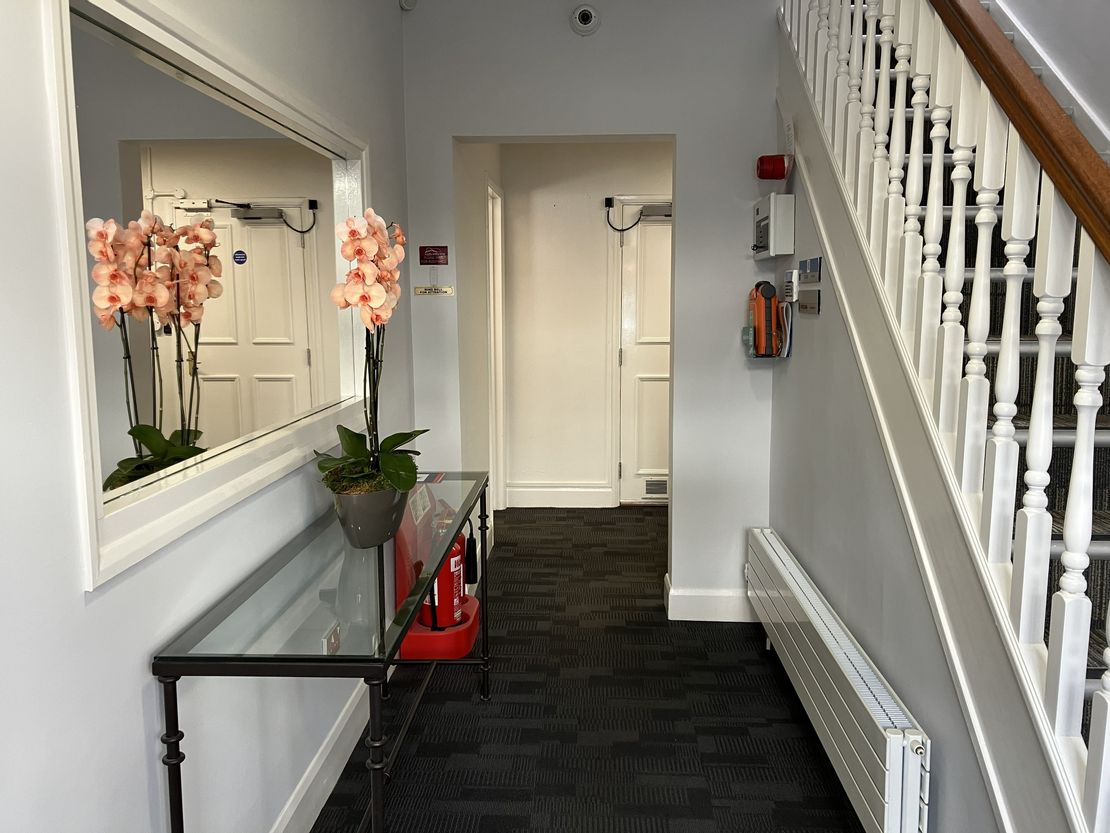 Ground & First Floors Offices Cross Keys House, The Parade, Marlborough, Wiltshire, SN8 1NE