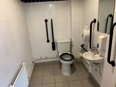 Property Image for 3 Barnsdale Way, Barnsdale Court, Grove Park, Enderby, Leicester, LE19 1SN