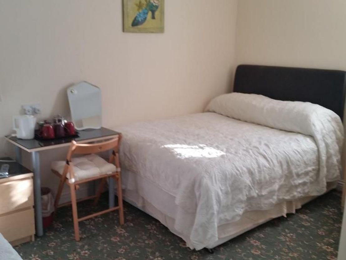Beachcomber Hotel 78 Reads Avenue, Blackpool, FY1