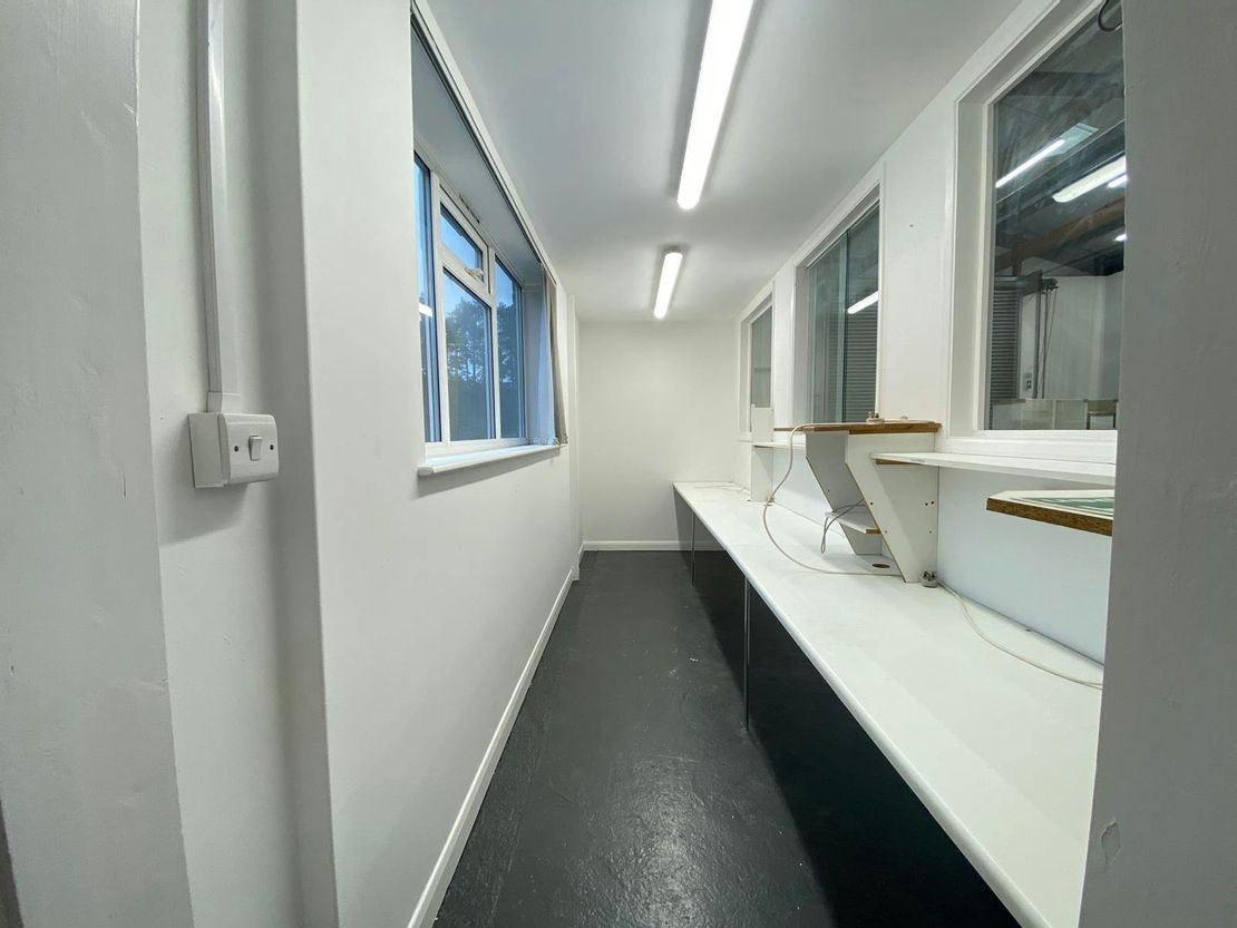Cedar, Greenhills Rural Enterprise Centre, Tilford Road, Farnham, GU10 2DZ