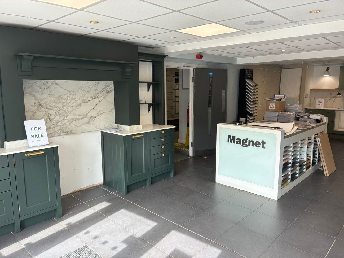 256 Conwy Road, Mochdre, LL28 5DS
