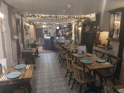 Property Image for 64 High Street, Brentwood, CM14 4AN