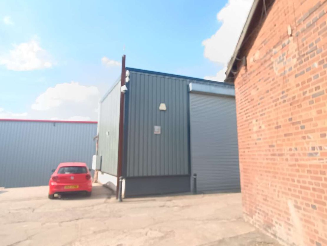 Pershore Rd, Stirchley, Birmingham B30 2JF