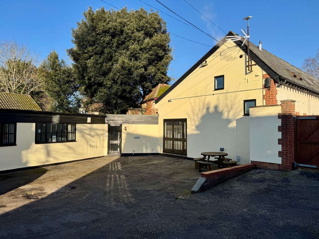 83 High Street, Linton, Cambridge, Cambridgeshire, CB21 4JT