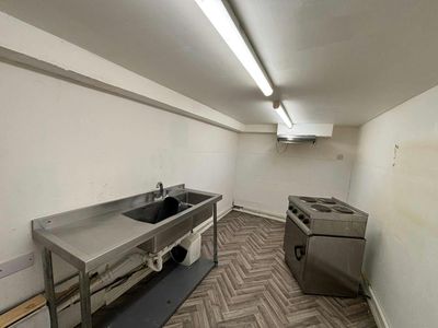 Property Image for 33 High Street, Carluke, ML8 4AL