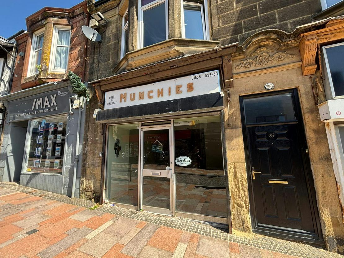 33 High Street, Carluke, ML8 4AL