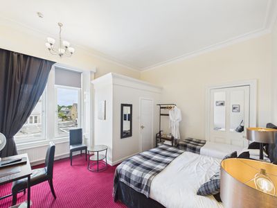 Property Image for The Lauriston Hotel, 15 South Crescent Road, Ardrossan, North Ayrshire, KA22 8EA