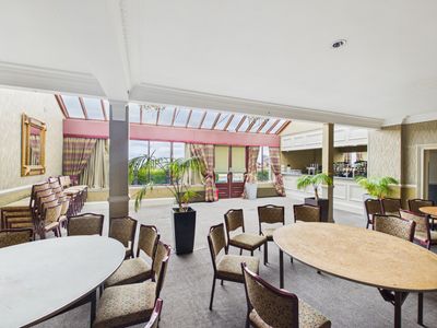 Property Image for The Lauriston Hotel, 15 South Crescent Road, Ardrossan, North Ayrshire, KA22 8EA
