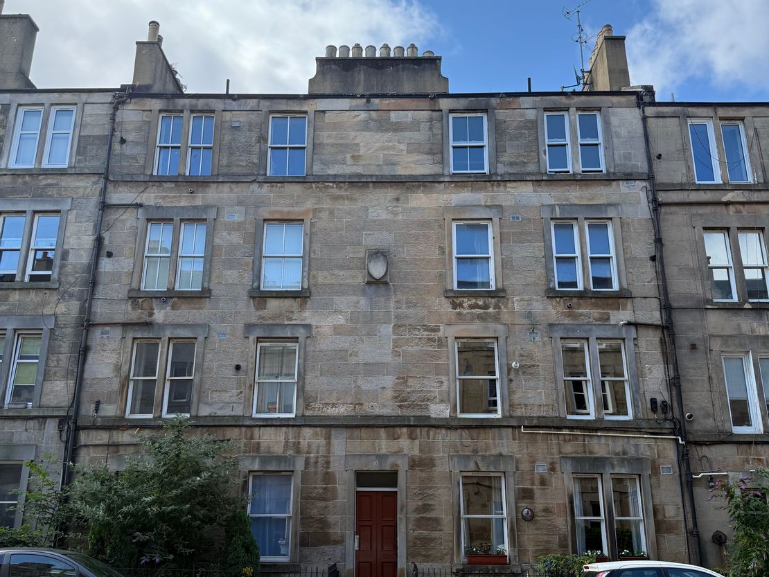 2F2, 10 Downfield Place, Edinburgh, City Of Edinburgh, EH11 2EN