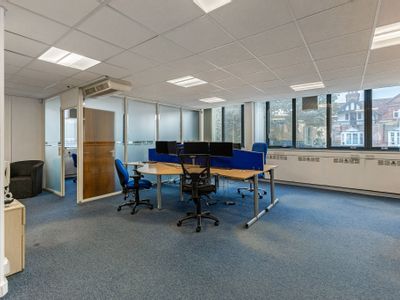 Property Image for Chiltern House, 184 High Street, Berkhamsted, Hertfordshire, HP4 3AP