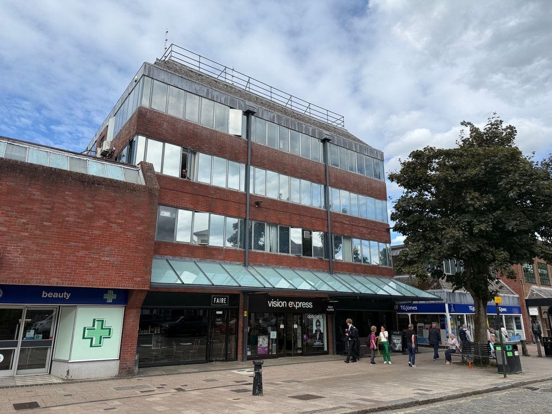 Chiltern House, 184 High Street, Berkhamsted, Hertfordshire, HP4 3AP
