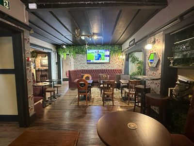 Property Image for Sporting Clubhouse, 1 Lythalls Lane, Coventry, CV6 6FN