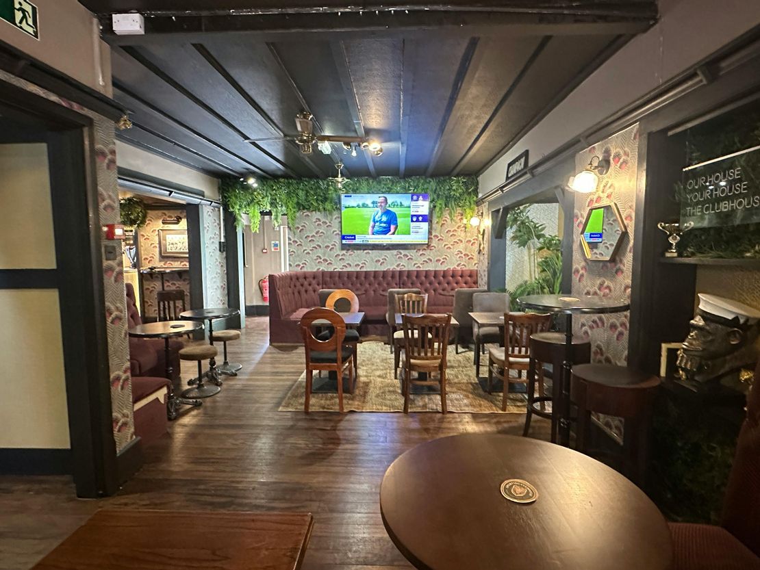 Sporting Clubhouse, 1 Lythalls Lane, Coventry, CV6 6FN