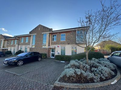 Property Image for 9 Shirwell Crescent, Furzton, Milton Keynes, Buckinghamshire, MK4 1GA