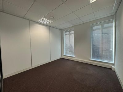 Property Image for 9 Shirwell Crescent, Furzton, Milton Keynes, Buckinghamshire, MK4 1GA