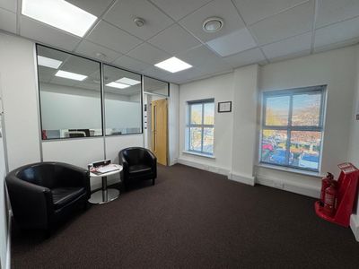 Property Image for 9 Shirwell Crescent, Furzton, Milton Keynes, Buckinghamshire, MK4 1GA