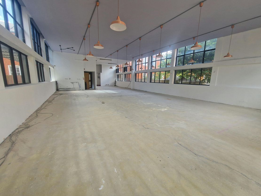 Unit D, South Square, Knowle Village, Fareham, PO17 5FL