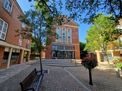 Property Image for Unit D, South Square, Knowle Village, Fareham, PO17 5FL
