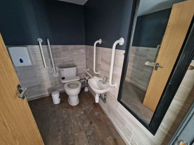 Property Image for Unit D, South Square, Knowle Village, Fareham, PO17 5FL