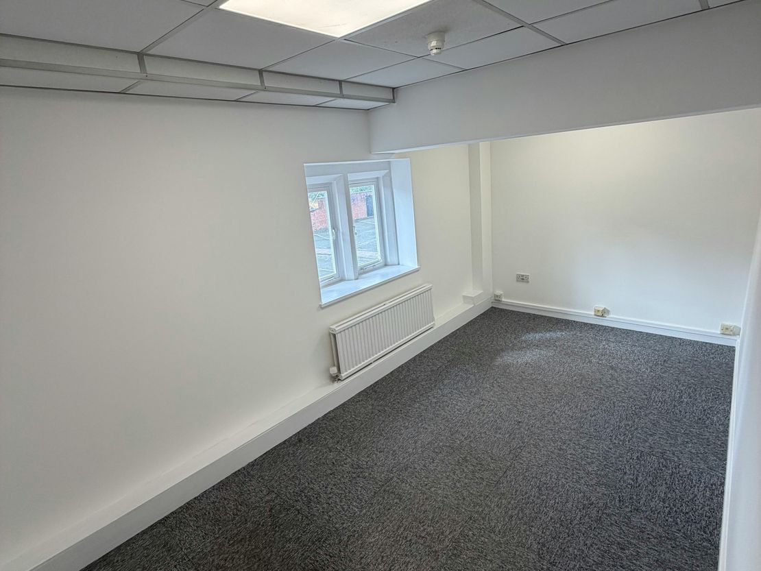 First Floor West Wing 6, The Quadrangle, Weston Road, Crewe, CW1 6UZ