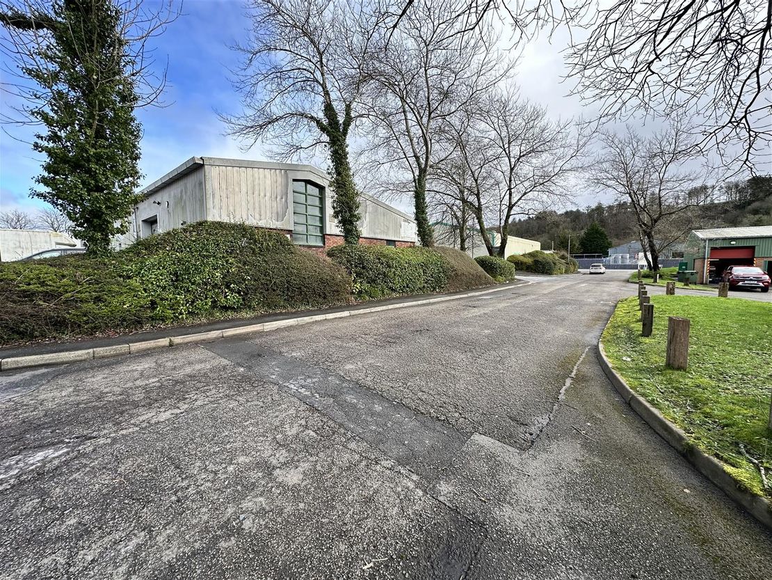 Cillefwr Industrial Estate, Johnstown, Carmarthen