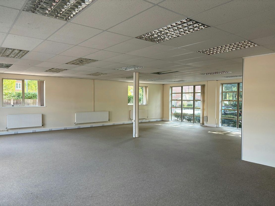 1 Stroud Business Centre, Park Street, St Albans, AL2 2NJ