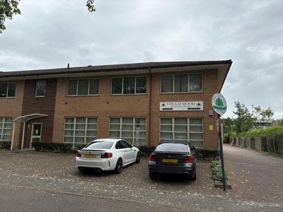 Property Image for 1 Stroud Business Centre, Park Street, St Albans, AL2 2NJ