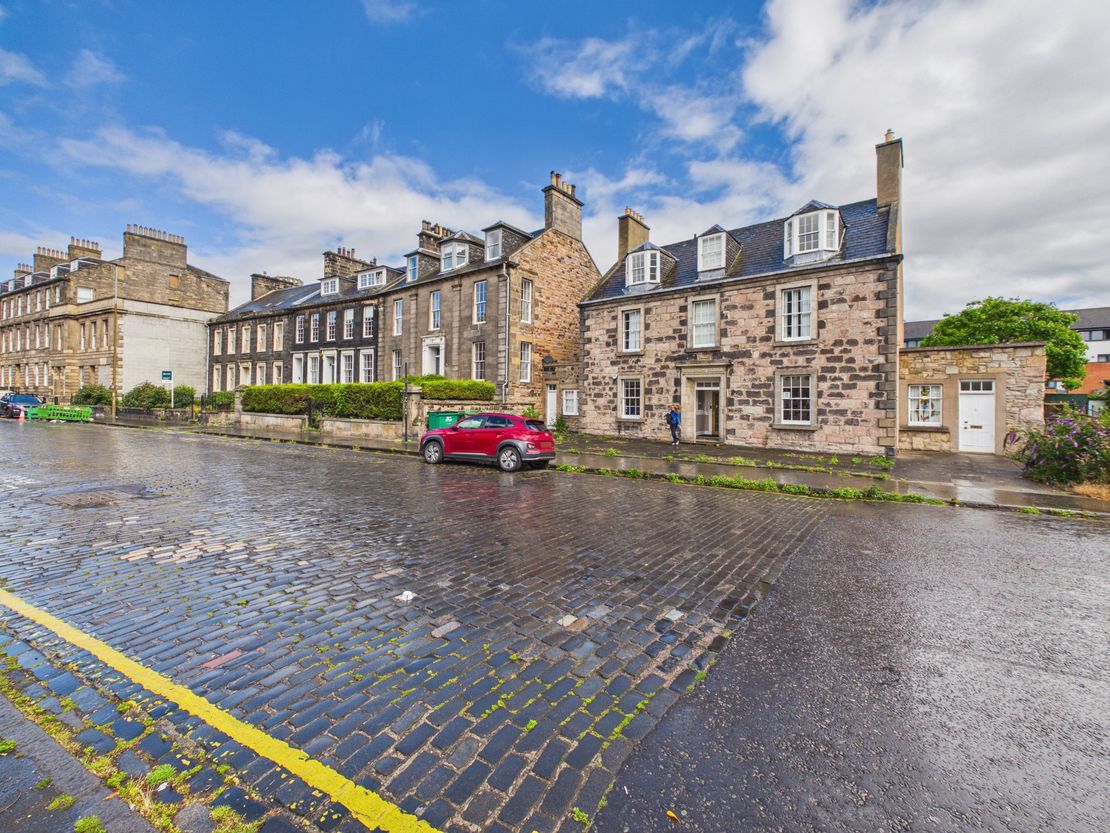 Davidson House, 57 Queen Charlotte Street, Edinburgh, EH6 7EY