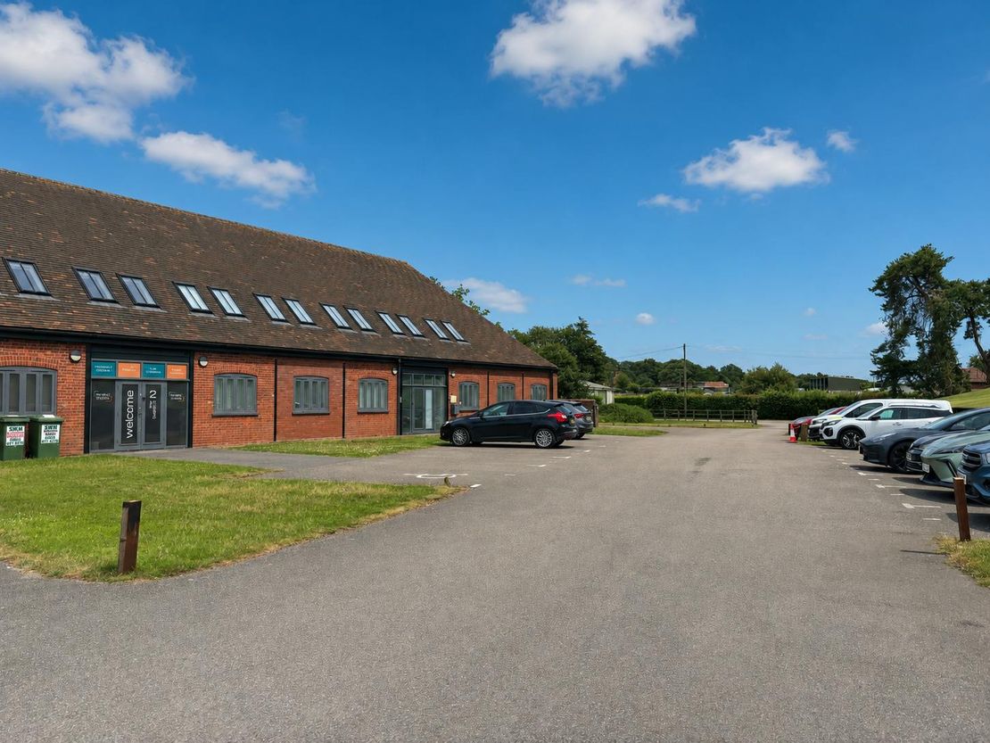 Unit 1, The Bullpens, Manor Court, Herriard, Basingstoke, RG25 2PH
