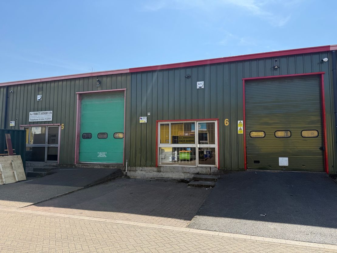 6 Central Business Park, Neptune Close, Medway City Estate, Rochester, Kent, ME2 4LW