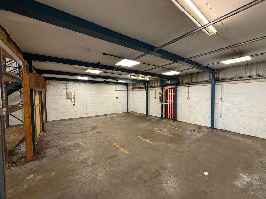 6 Central Business Park, Neptune Close, Medway City Estate, Rochester, Kent, ME2 4LW