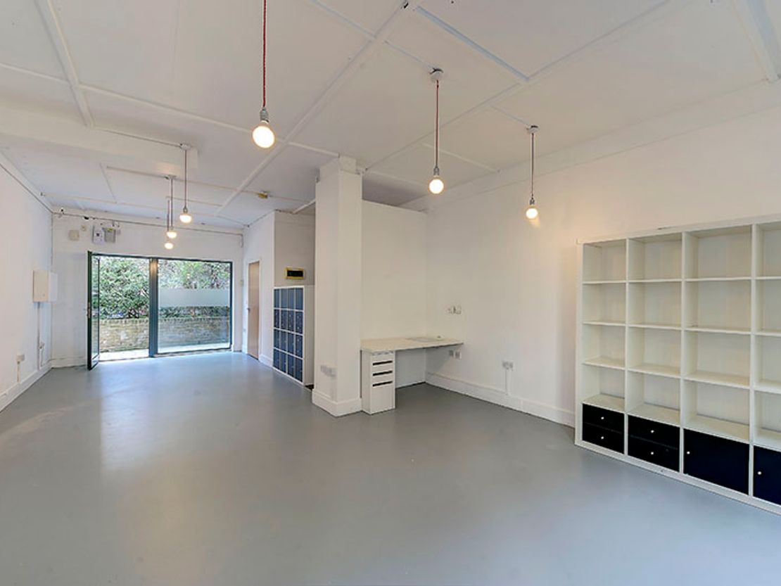 Colour House, 7 Bell Yard Mews, London SE1 3UA