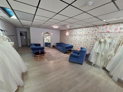 Property Image for Ground Floor Retail Unit To Let, 8 Bartholomew Street, Newbury, West Berkshire, RG14 5LL
