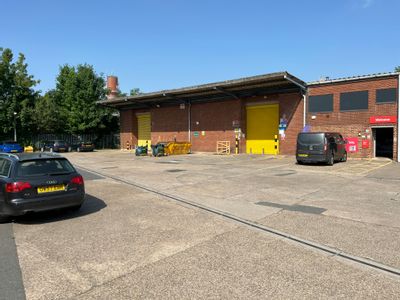 Property Image for 8, Kingfield Road Trade Park, Coventry, CV1 4DW