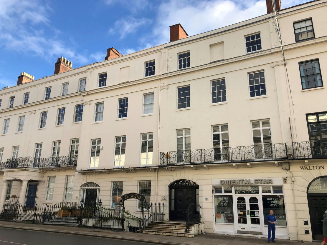 9 Parade, Leamington Spa, CV32 4DG