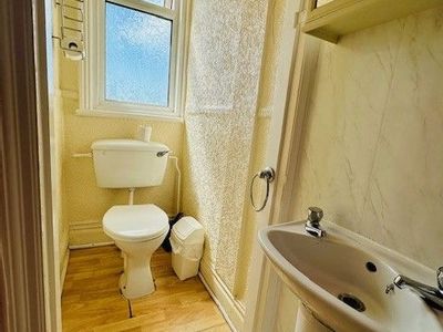 Property Image for The Hawkes Hotel, 4 Station Road, Blackpool, FY4