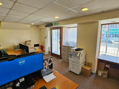 Property Image for 86 High Street, Heathfield, TN21 8JD
