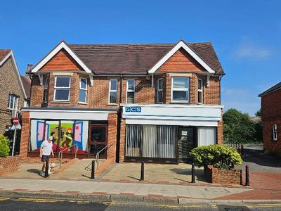 Property Image for 86 High Street, Heathfield, TN21 8JD