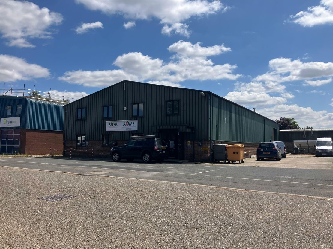 19 Hellesdon Park Road, Drayton High Road, Norwich, NR6 5DR