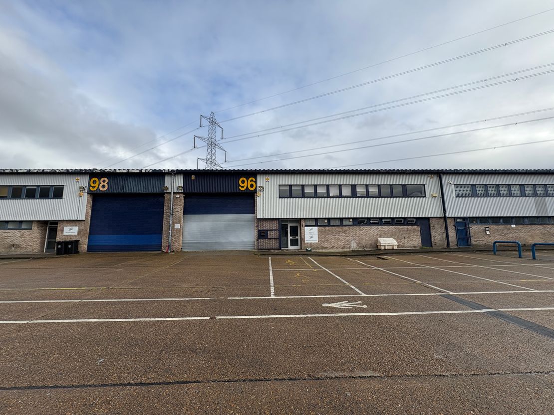 Unit 96 London Industrial Park, Roding Road, Beckton, E6 6LS
