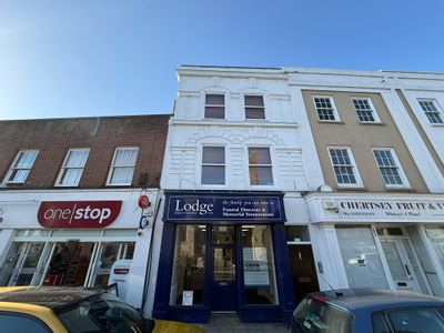 Property Image for 7 Windsor Street, Chertsey, KT16 8AY