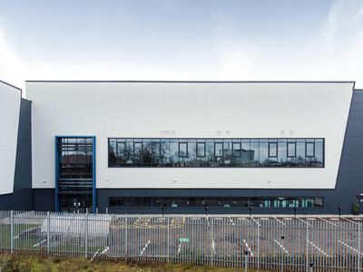 Property Image for Unit 1 INTER, Tewin Road, Welwyn Garden City, AL7 1BD
