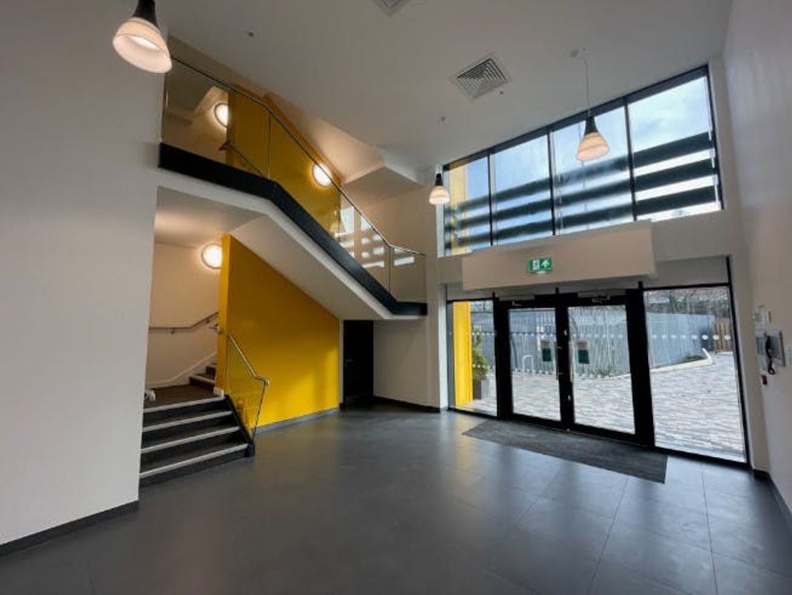 Unit 2 INTER, Tewin Road, Welwyn Garden City, AL7 1BD