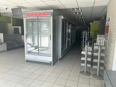 Property Image for 9-10 Market Place, Wokingham, RG40 1AL