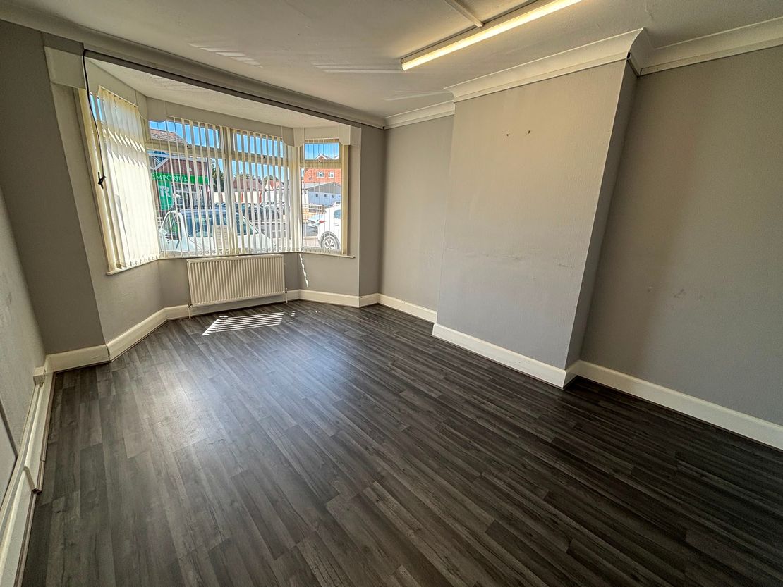 60 Northern Road, Cosham, Portsmouth, Hampshire, PO6 3DX