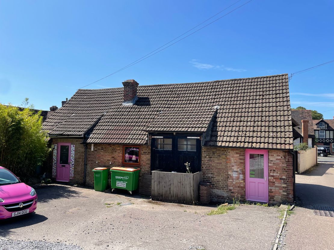 Unit 1 The Old Forge, The Green, Bearsted, Maidstone, Kent, ME14 4DT