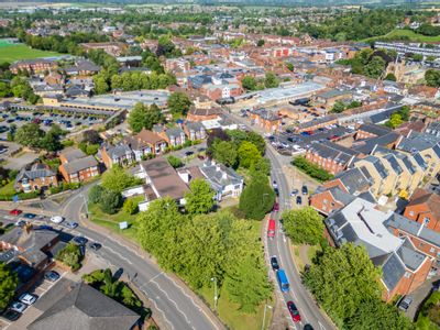 Property Image for Charnwood House, Paynes Park, Hitchin, Hertfordshire, SG5 1EW